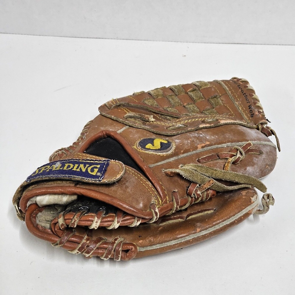 Spalding 10'' Stadium Series Youth Baseball Glove Right Hand Throw‎ STS25